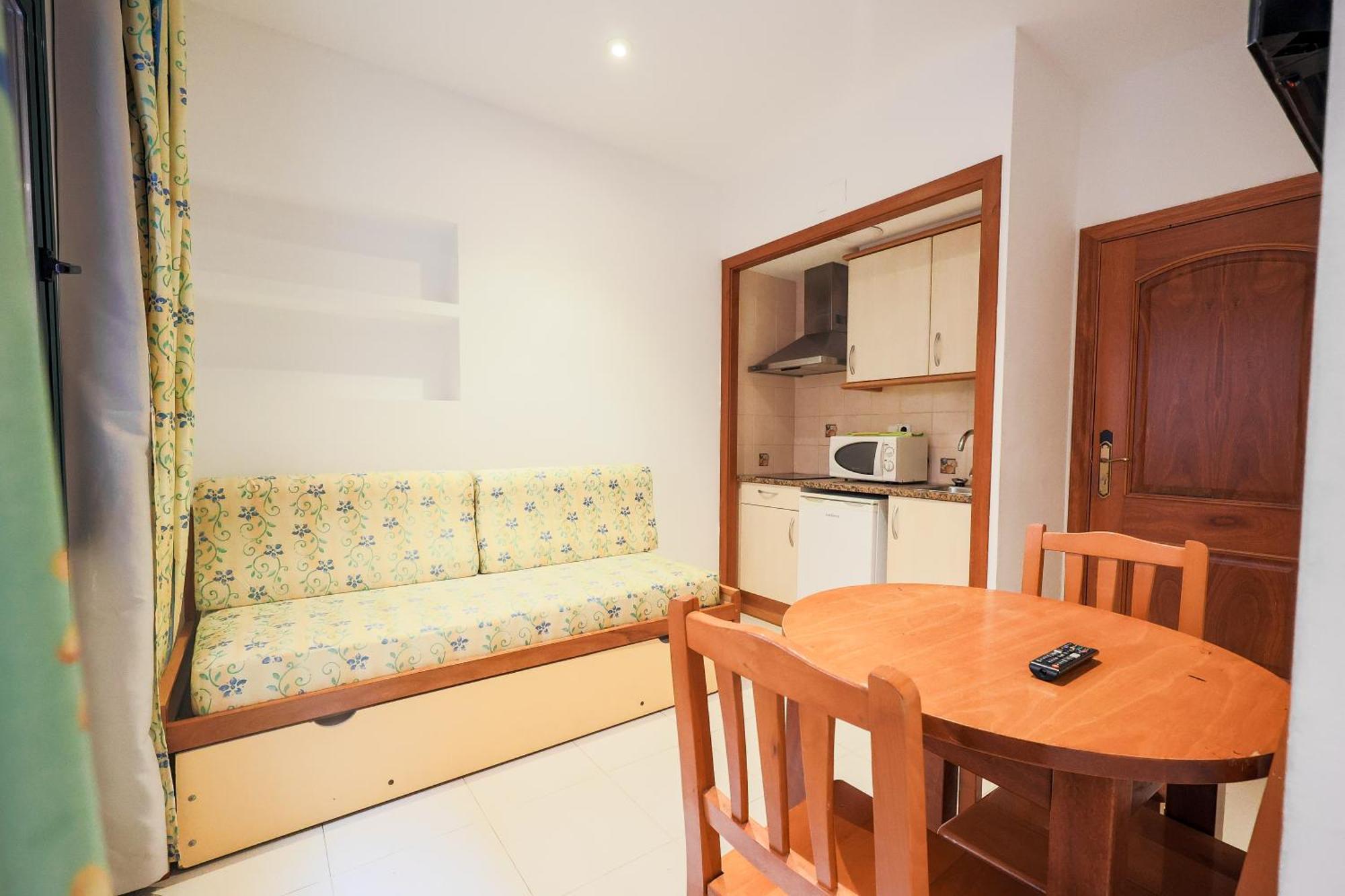 Apartamentos Royal Лорет де Мар Екстериор снимка