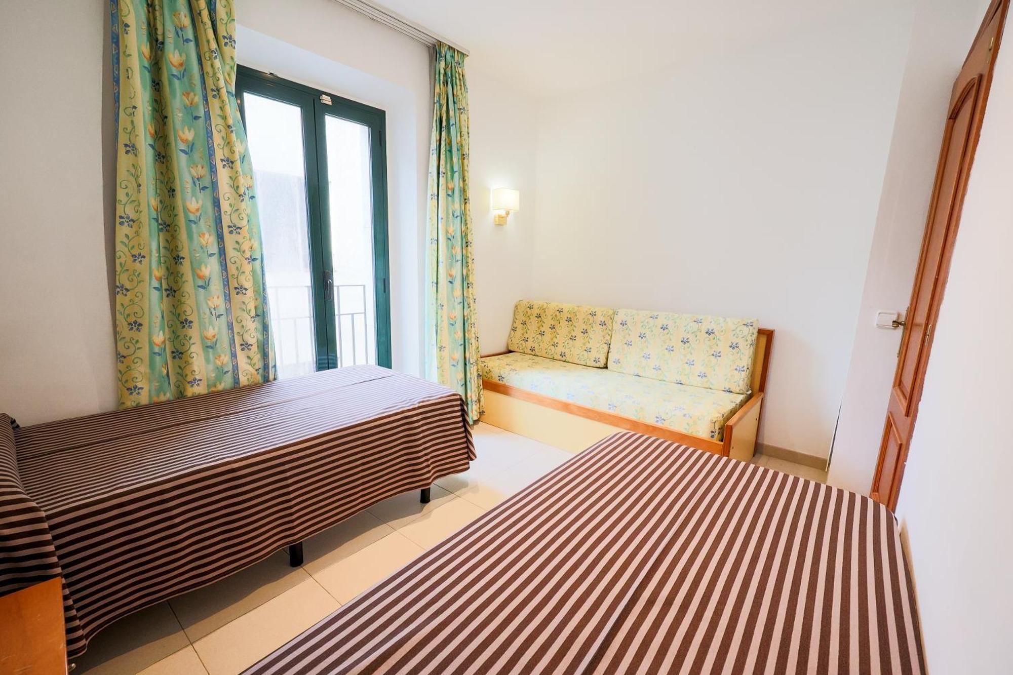 Apartamentos Royal Лорет де Мар Екстериор снимка