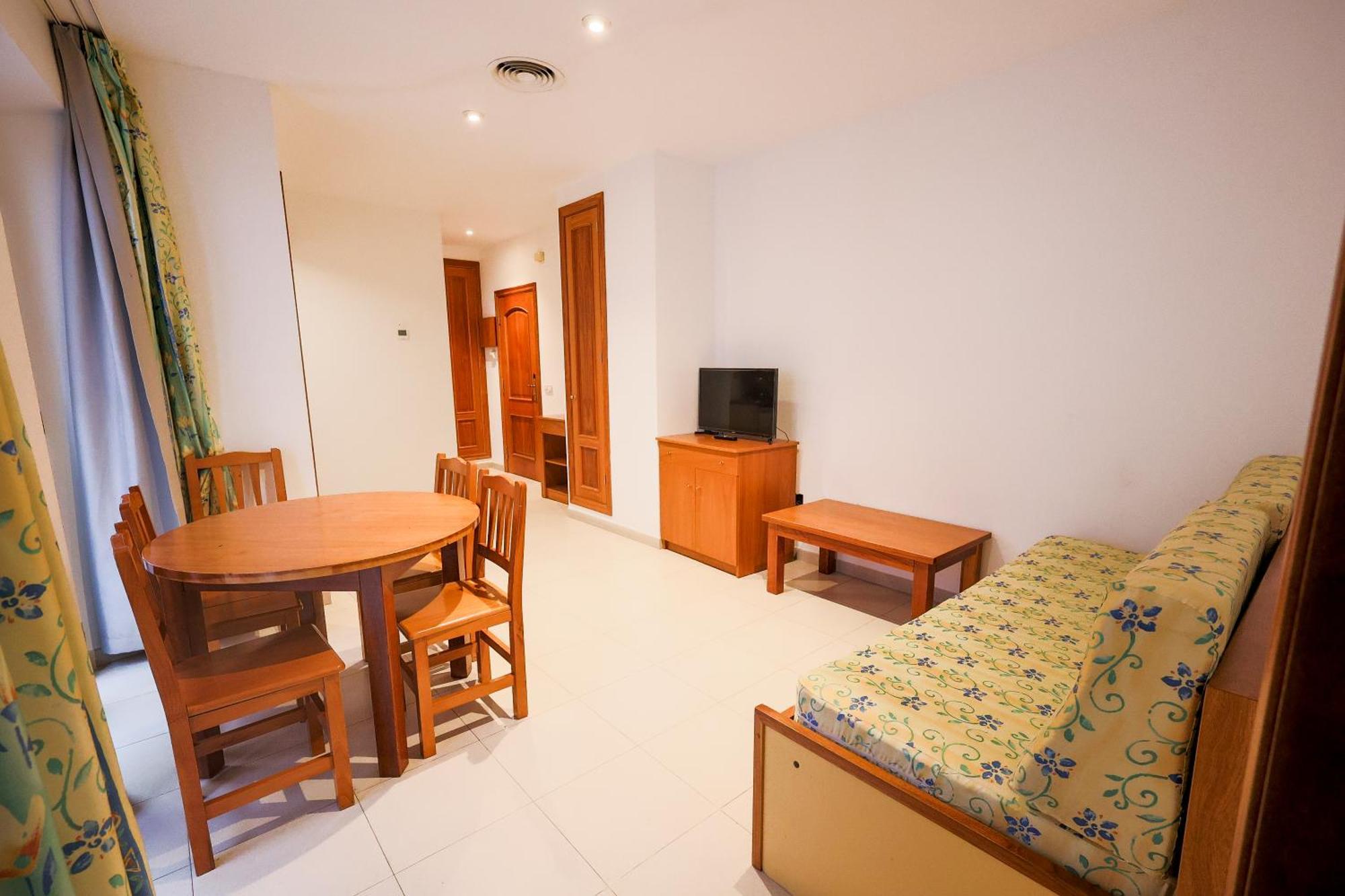 Apartamentos Royal Лорет де Мар Екстериор снимка